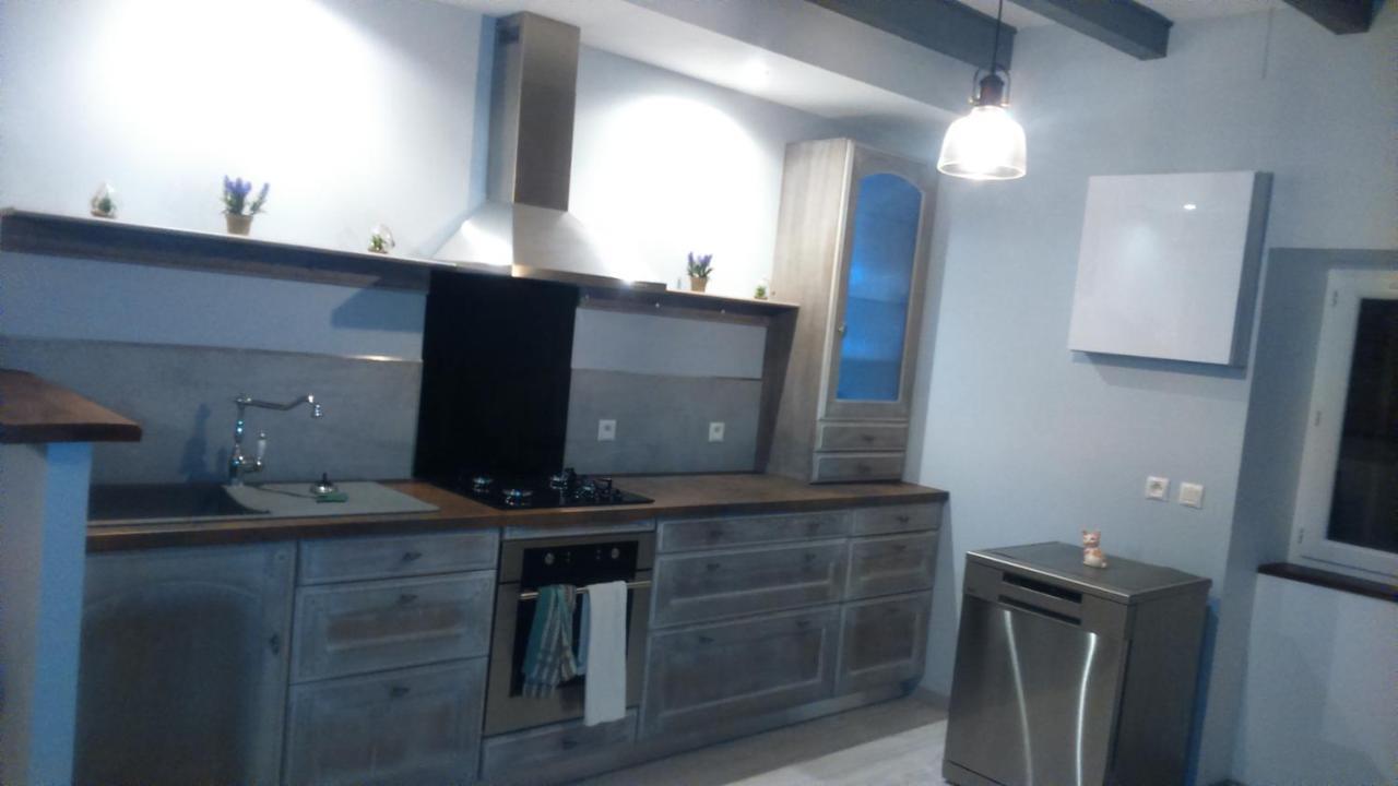 Marmanhac Maison A La Campagne Au Coeur Du Cantal Dept 15 מראה חיצוני תמונה