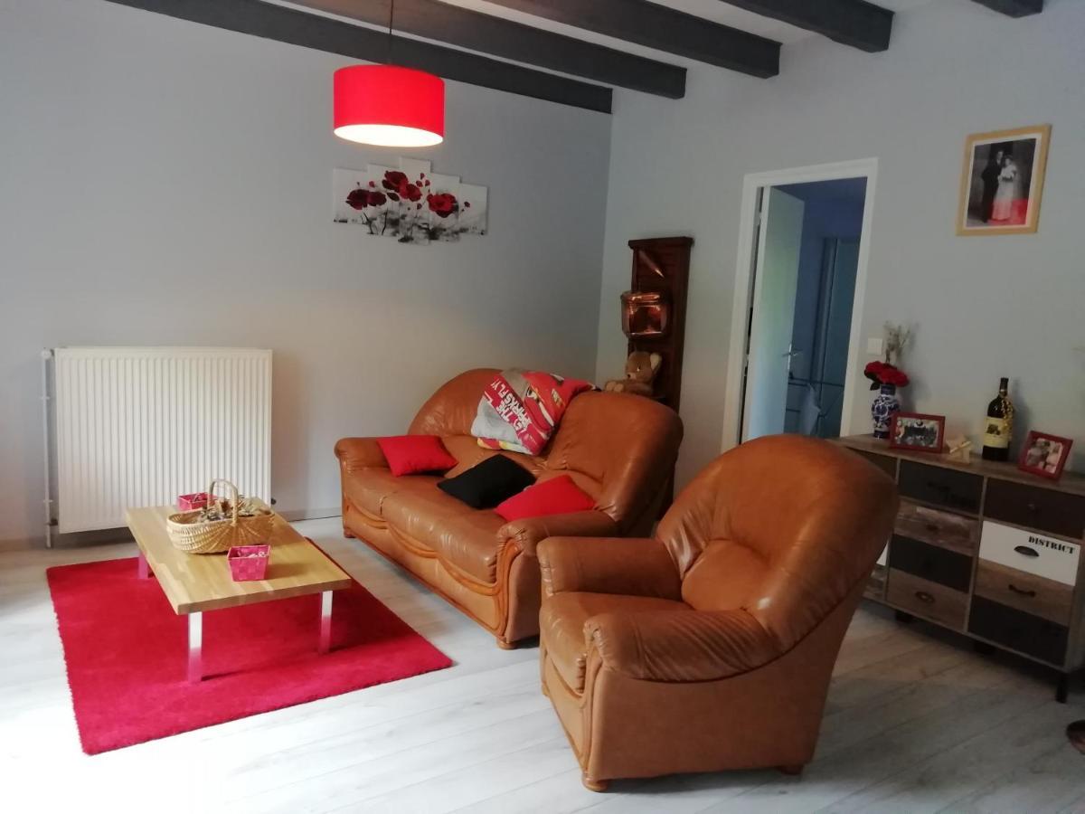 Marmanhac Maison A La Campagne Au Coeur Du Cantal Dept 15 מראה חיצוני תמונה